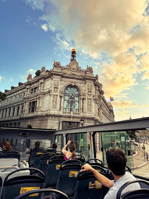 Madrid: Panoramic Open-Top Bus Day or Night Tour with Guide - How the Bilingual Guide Makes the City Make Sense