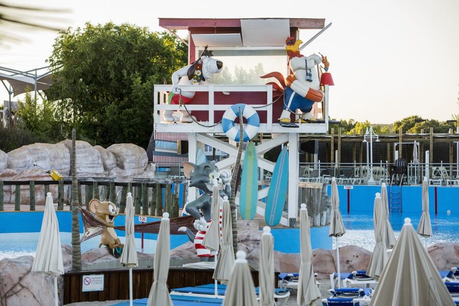 Madrid: Parque Warner Beach Entry Ticket - The Park Layout: Where You’ll Spend Your Day