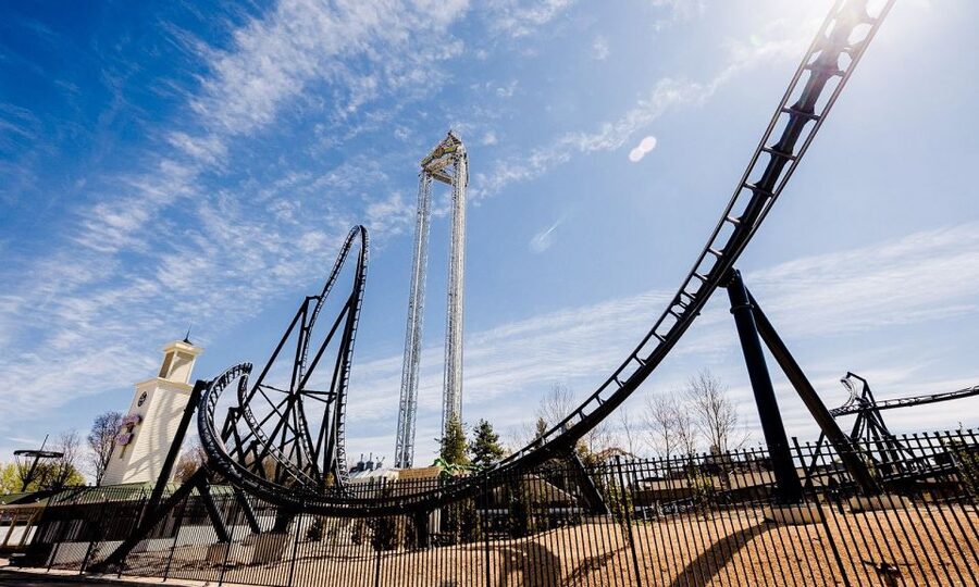 Madrid: Parque Warner Ticket and Roundtrip Transportation - Parque Warner from Madrid: what this day trip really delivers