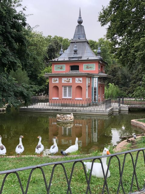 Madrid: Prado Avenue and Retiro Park Guided Walking Tour - Should you book this Madrid walk?