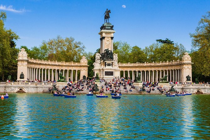 Madrid: Prado Museum and El Retiro Park Guided Tour - From Paseo del Prado to the Prado Museum: a walk that sets the mood