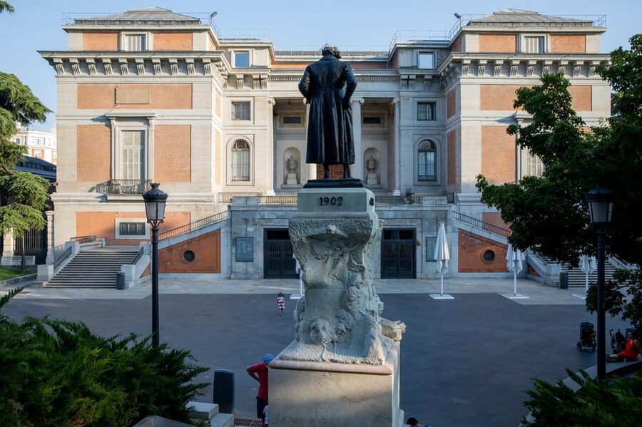Madrid: Prado Museum Guided Tour With Fast Access - Where to Meet: Monumento a Goya and what to do before you enter