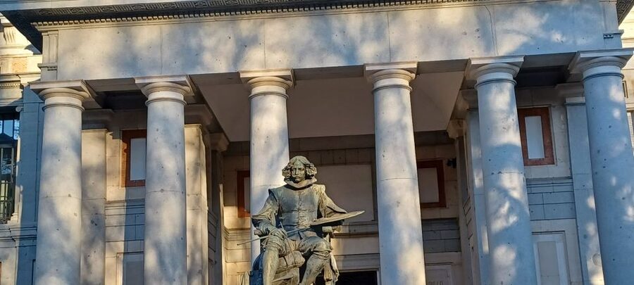 Madrid: Prado Museum Guided Tour with Ticket - The guide makes the difference: story, humor, and smart answers