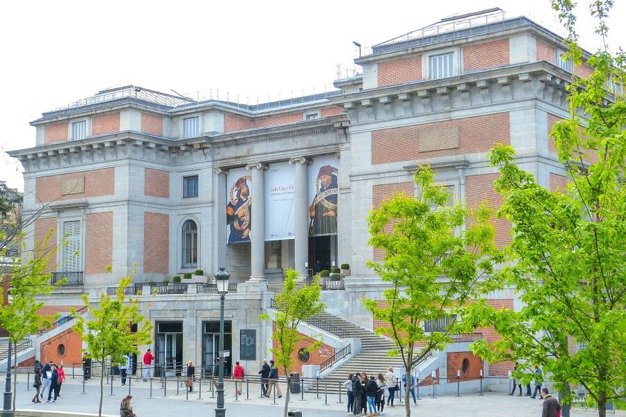Madrid: Prado Museum Skip-the-Line Guided Tour - Masterpieces you’ll be pointed toward, from Goya to Bosch