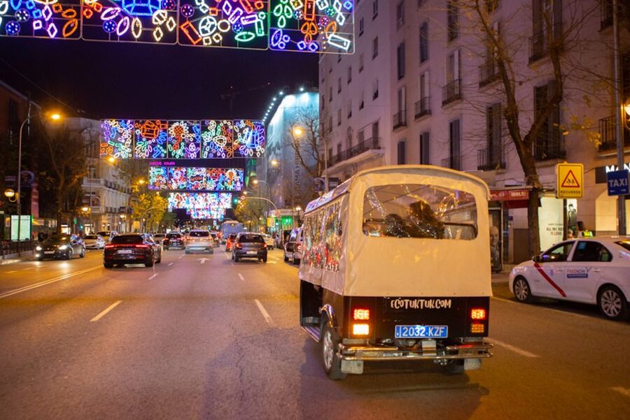 Madrid: Private Christmas Lights Tour by Eco Tuk-Tuk - Key things I’d plan around before you go