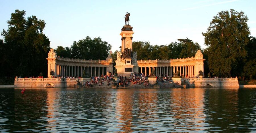 Madrid: Private Custom City Tour with Driver and Guide - Key Highlights You Will Actually Feel During the Ride