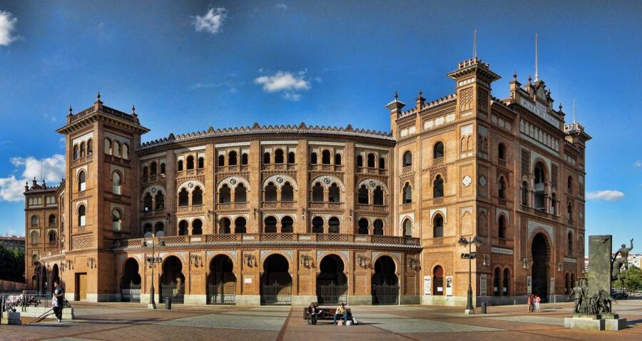 Madrid: Private Custom City Tour with Driver and Guide - Plaza de España and Barrio de la Morería: Medieval Madrid Up Close