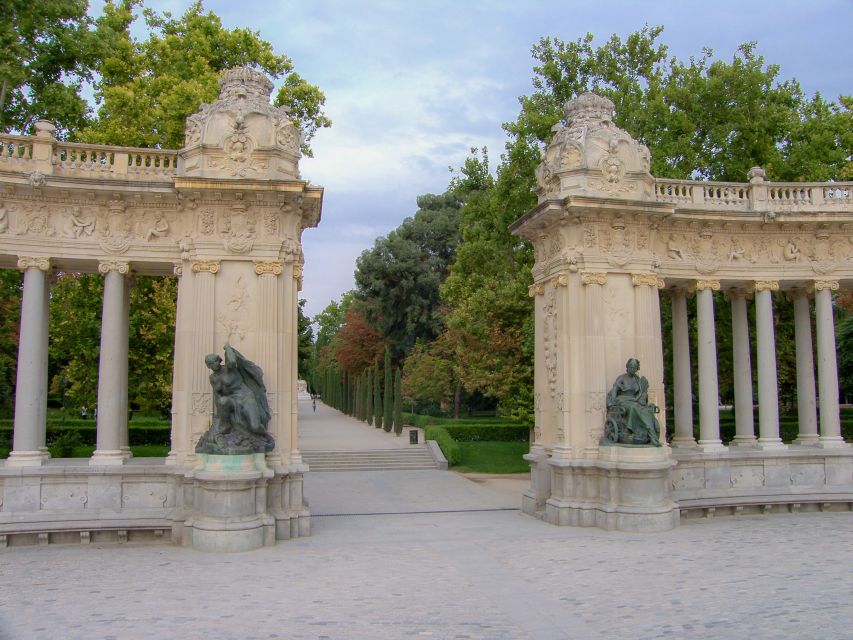 Madrid: Private Customized Walking Tour with a Local Host - Food, Markets, and Restaurant Picks: Where the Guide Earns Their Pay