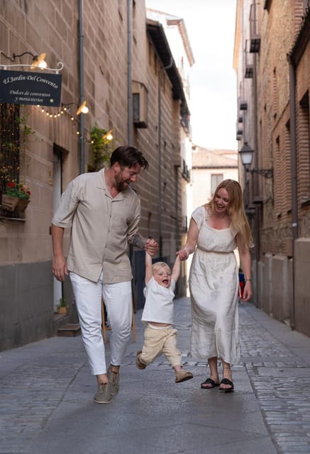 Madrid: Private Photo Tour with a Professional Photographer - Sabatini Gardens Finale: The Soft Landing for Your Last Photos