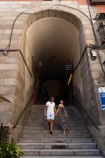 Madrid: Private Photo Tour with a Professional Photographer - Meeting at La mallorquina and Getting Ready to Shoot