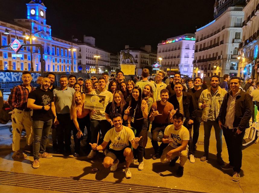 Madrid: PUBCRAWL Ruta de Bares y Fiesta por Madrid - Stop 3: A Local Bar Stop, Games, Gifts, and Discounts