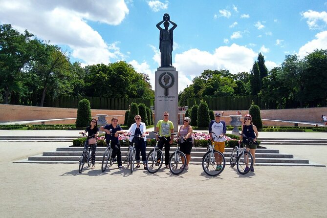 Madrid: Retiro Park and Literary Quarter by Bike - Retiro Park on a bike: ponds, crystal palace vibes, and the Fallen Angel