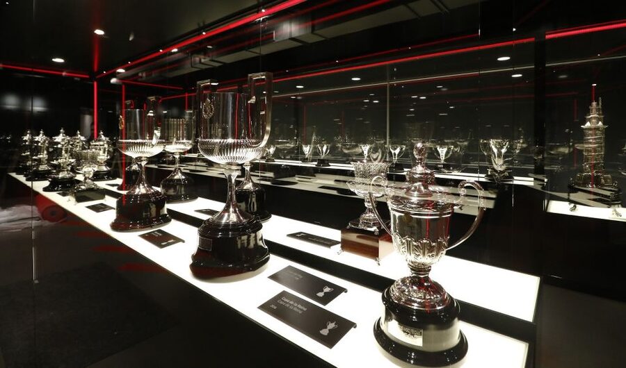 Madrid: Riyadh Air Metropolitano Stadium Guided Tour - Meeting at Territorio Atleti and starting with the right mindset
