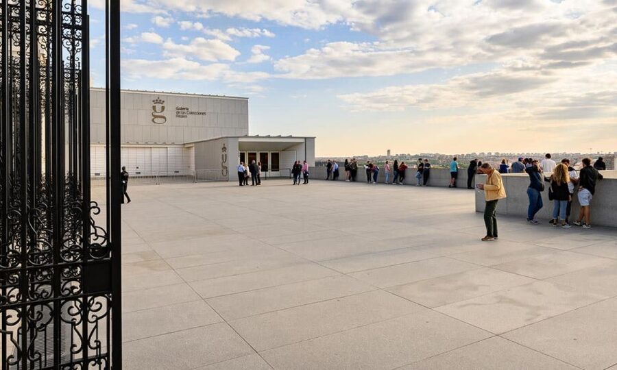 Madrid: Royal Collections Gallery Entry Ticket - Start at the top floor: the museum’s “ramp and video” route