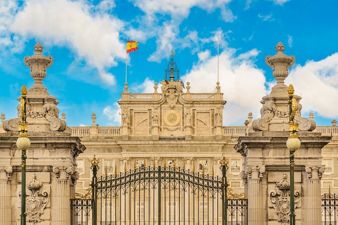 Madrid: Royal Palace Expert Guided Tour with Optional Tapas - Should You Book This Royal Palace Expert Guided Tour?