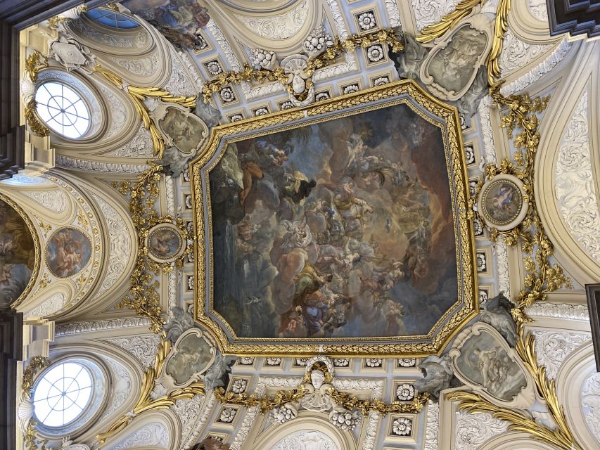 Madrid: Royal Palace Guided Tour Small Group or Private - Price and value: when $43 feels fair