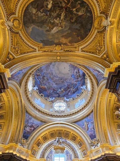 Madrid: Royal Palace Guided Tour w/ Skip-the-Line Entry - Entering the Royal Palace faster, with a story you can follow