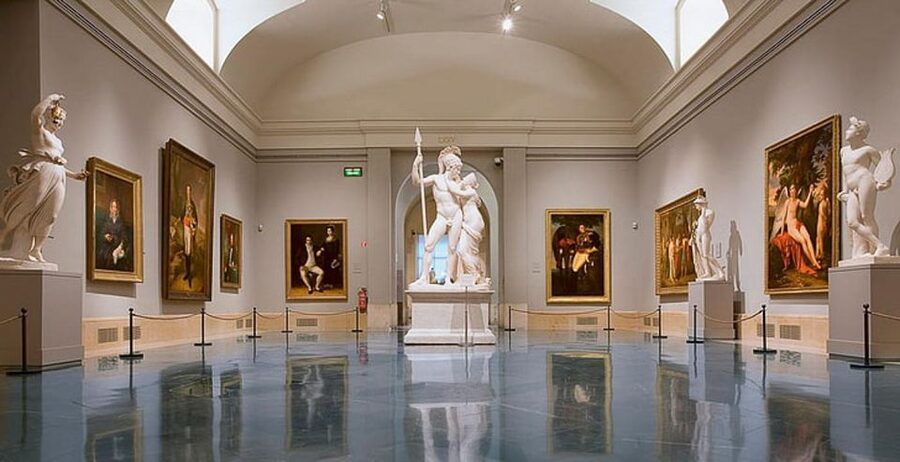 Madrid Royal Palace & Prado Museum + hotel pick-up & tickets - Who this tour suits best