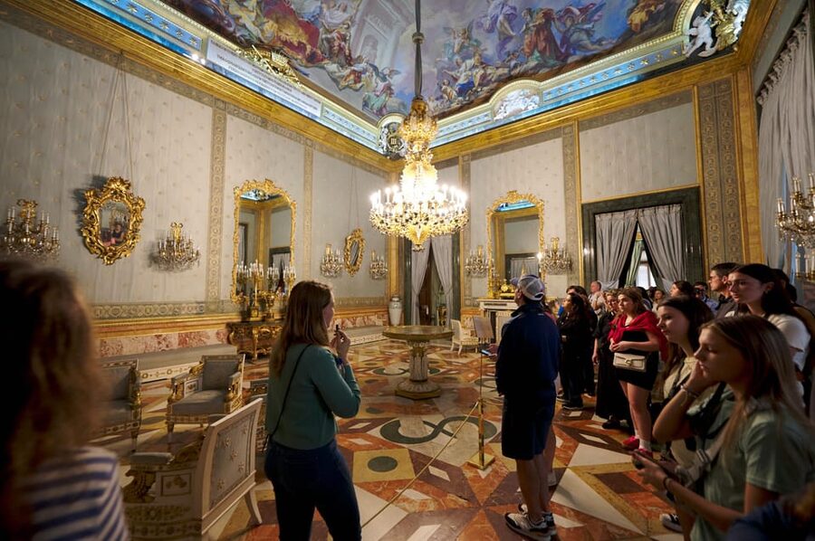 Madrid: Royal Palace Tour, Flamenco Show, & Tapas with Drink - Price and Value: Is This $105 Package a Good Deal?