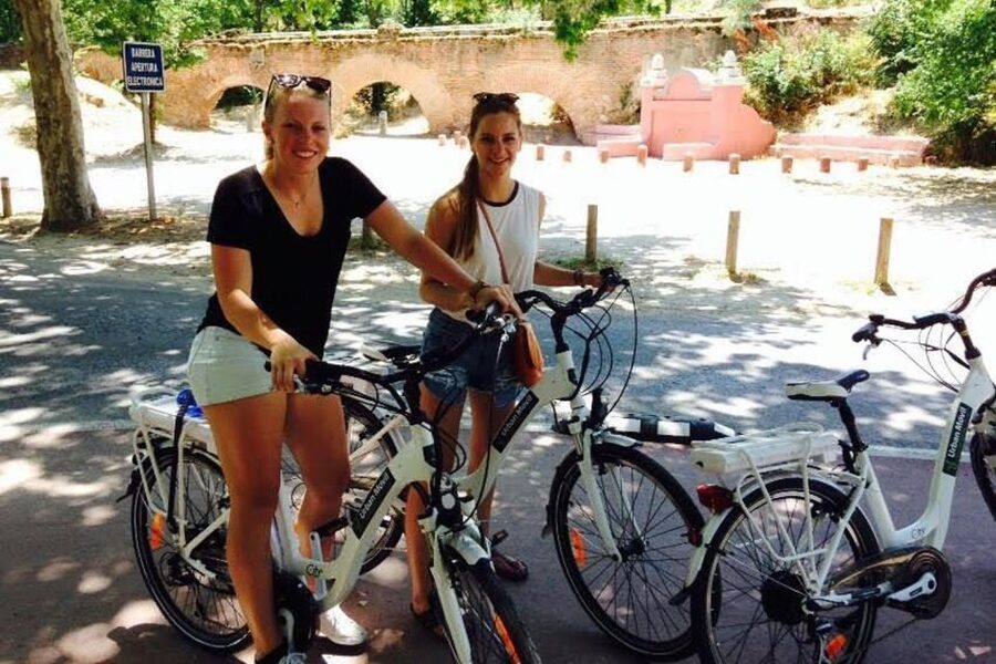 Madrid’s River Side & Casa de Campo Electric Bike Tour - The “Madrid beach” moment and lakeside weekend life