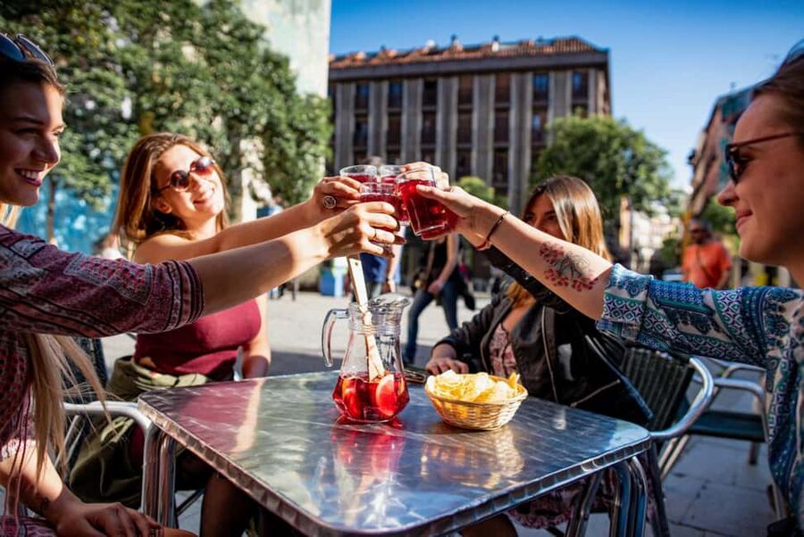 Madrid’s Walking Tour: A Food Tasting Journey - Key things that make this tour worth considering