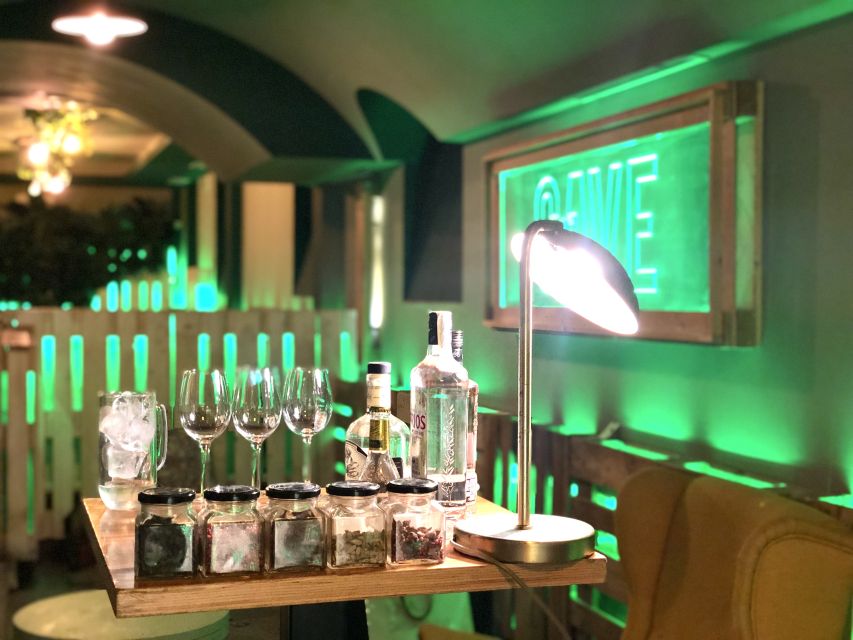 Madrid: San Miguel view Gin and Tonic Workshop with Tapas - Who this fits best (and who might want something else)
