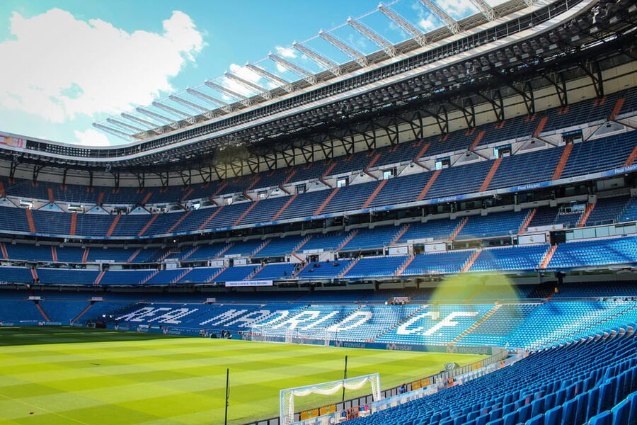 Madrid: Santiago Bernabéu Stadium Guided Tour - Meeting Point Near Mar de Copas, and the Tiny Logistics That Prevent Stress