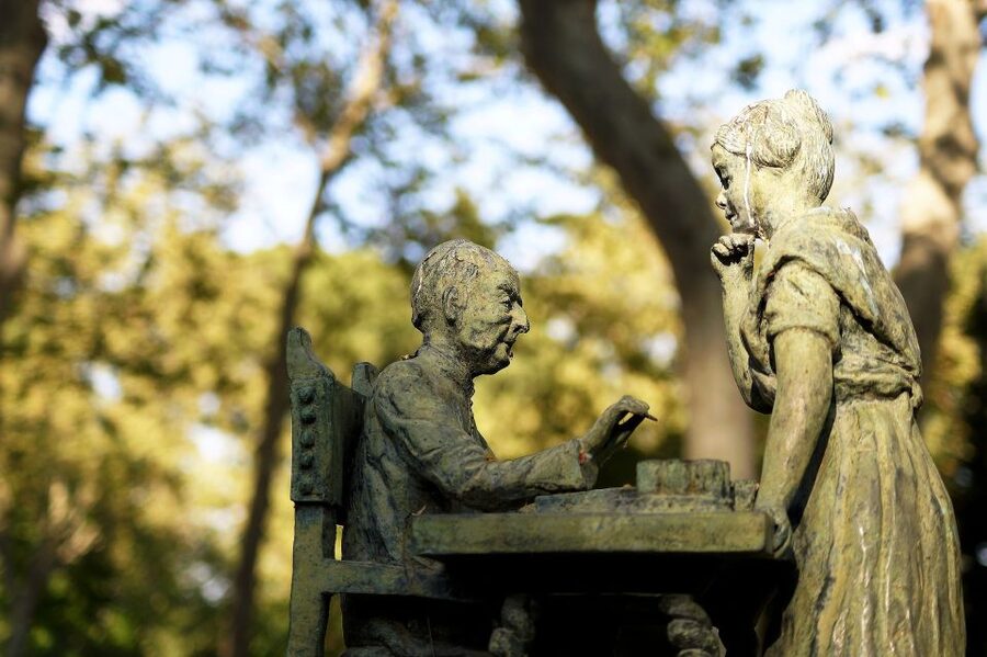 Madrid: Secrets of Retiro Park 2-Hour Walking Tour - Royal Astronomical Observatory and San Isidro ruins, the quieter side of Retiro