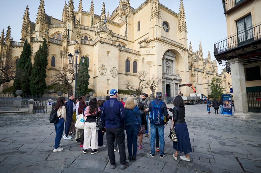 Madrid: Segovia and Toledo Tour, Alcazar, and Cathedral - Who this tour is best for