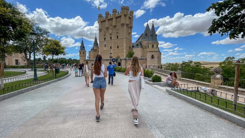 Madrid: Segovia & Ávila Full Day with Alcázar & Wall Tickets - Meeting at Plaza de Ópera, Then Settling In on the Air-Conditioned Bus