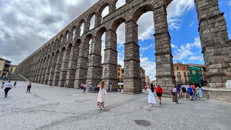 Madrid: Segovia & Ávila Full Day with Alcázar & Wall Tickets - Ávila Walls: Why the Wall Walk Is the Point