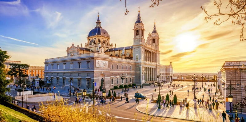 Madrid: Small-group historical walking tour - The Almudena Cathedral and the Royal Palace finish: architecture you can see from afar