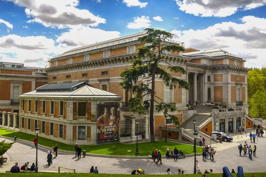 Madrid: Small Group of Prado Museum Tour & Optional Tapas - Practical tips before you go, especially about backpacks
