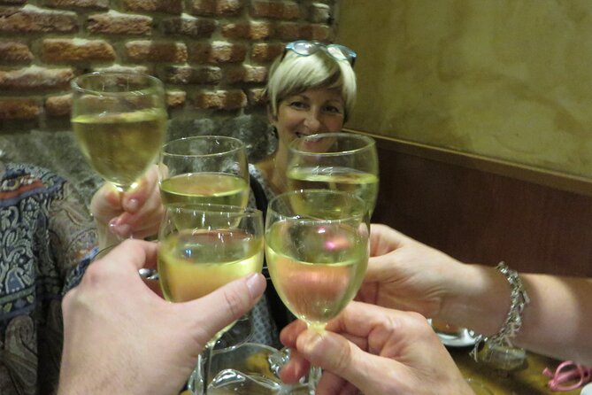 Madrid Small Group Tapas Tour at 4 Venues -Lunch or Dinner - Why This Small-Group Tapas Crawl Works in Madrid