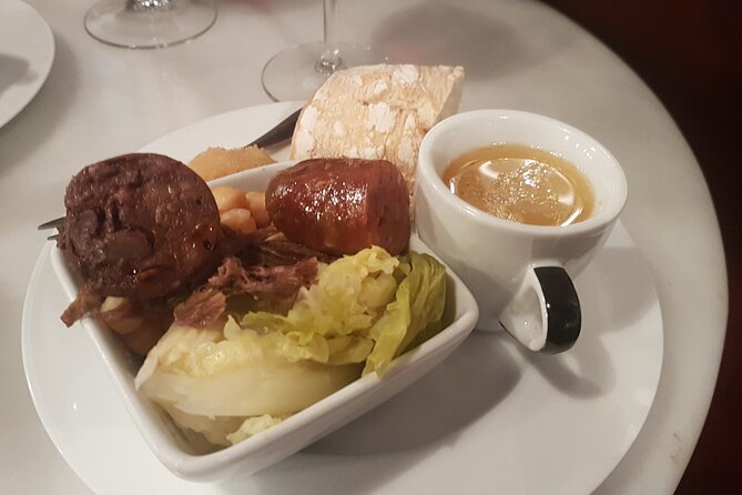 Madrid Small Group Tapas Tour at 4 Venues -Lunch or Dinner - Start at Plaza de Isabel II, Then Walk Past Madrid’s Big-City Landmarks