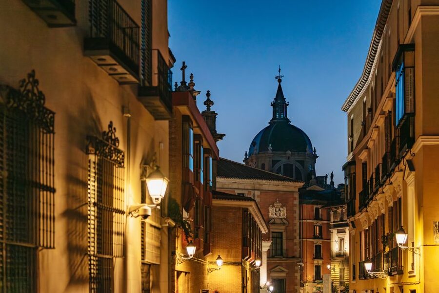 Madrid: Spanish Inquisition and Legends Evening Walking Tour - Value for $23 and Who This Fits Best