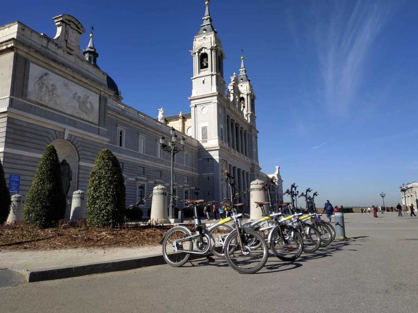 Madrid: Sunset and Night Lights Bike Tour - Key highlights worth aiming for