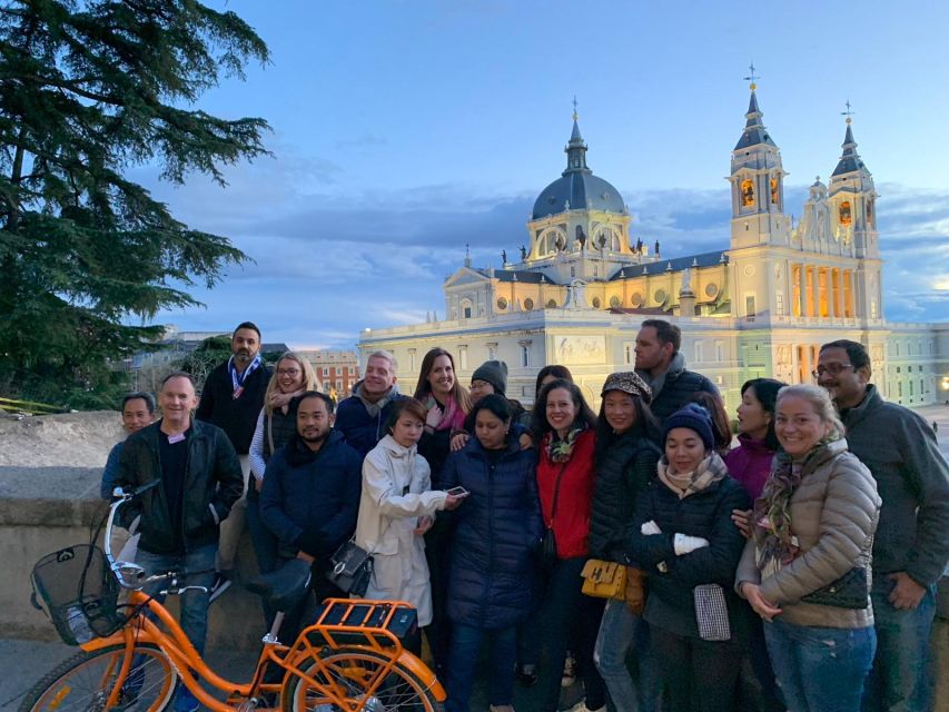 Madrid: Sunset and Night Lights Bike Tour - Plaza Mayor, Plaza de la Villa, and Plaza de Oriente at the right speed