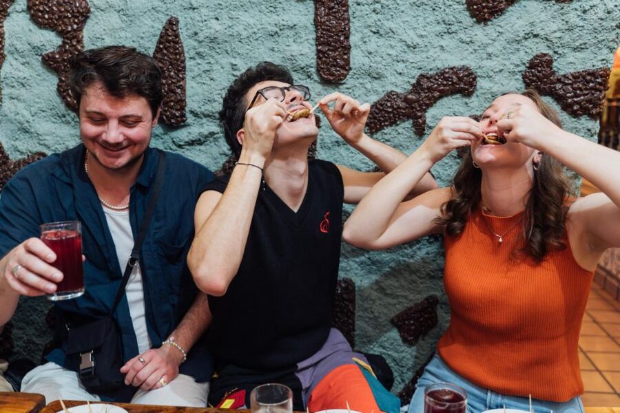 Madrid: Tapas Food Crawl with 6 Tapas and 4 Drinks - Who this tour suits best