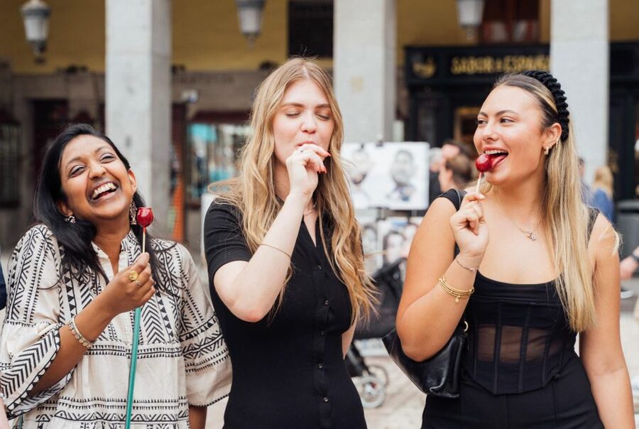 Madrid: Tapas Food Tour with Drinks and Food - Vegetarian options, and what not to expect for gluten-free or vegan