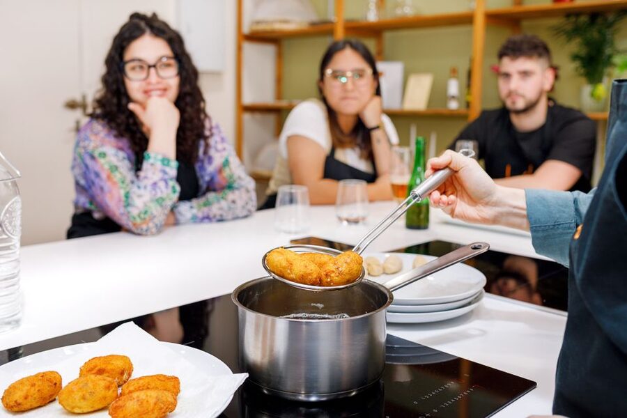 Madrid: Tapas & Paella Cooking Class with Expert Chef - Taking Lola’s recipes home, so the lesson lasts longer than the class