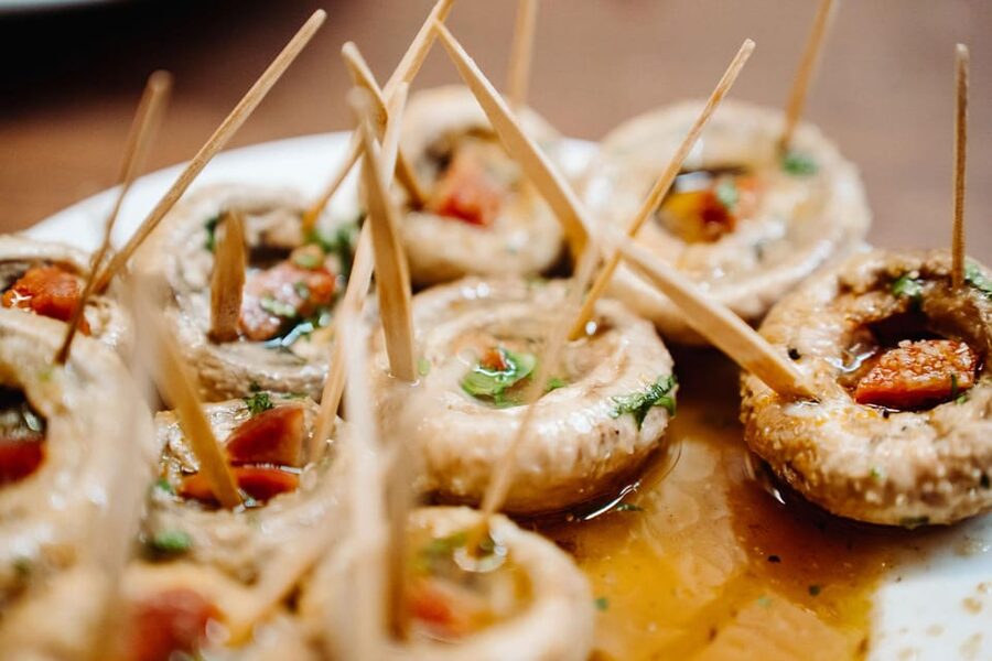 Madrid: Tapas, Taverns & History Tour - Stop-by-stop route: how each bar and landmark earns its place