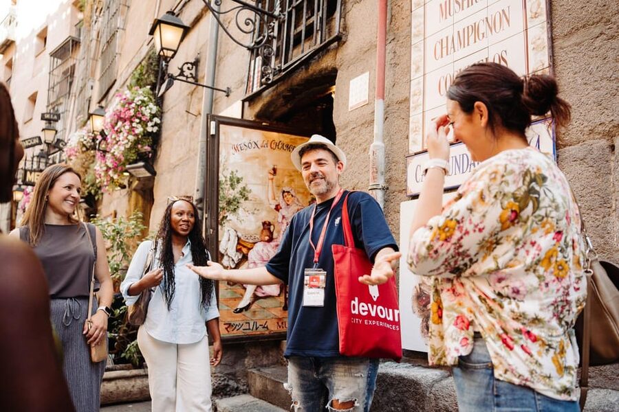 Madrid: Tapas, Taverns & History Tour - Who this Madrid tapas and history walk suits best