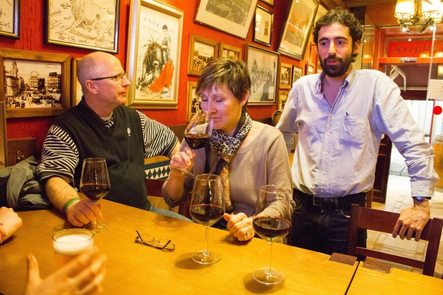 Madrid: Tapas & Wine Tasting Tour with Local Guide - Price and what $91 buys you in Madrid