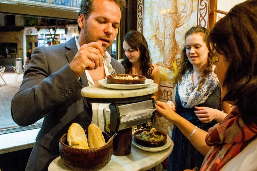 Madrid: Tapas & Wine Tasting Tour with Local Guide - Meeting at Santa Ana, then getting your bearings fast