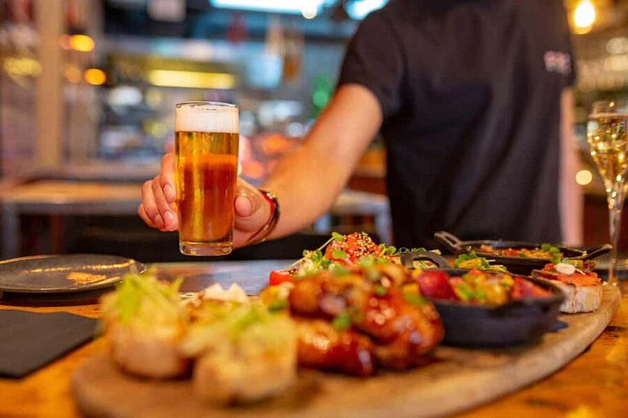 Madrid: Tasty Tapas Tour & Visit to a Terrace with Views - Key highlights you should care about