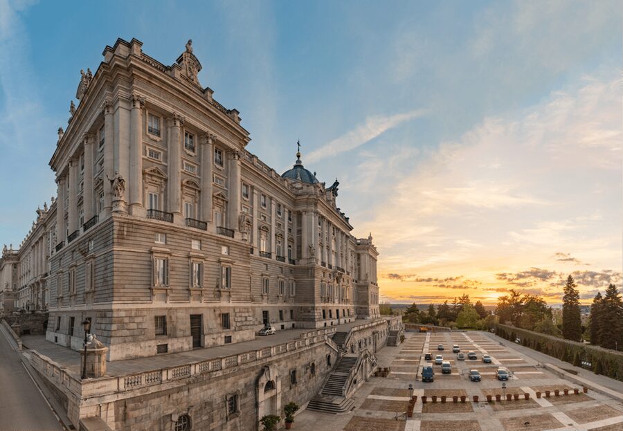 Madrid: The Royal Palace Skip-the-line Guided Tour - A 2-Hour Route Through Monarchs’ Daily Drama