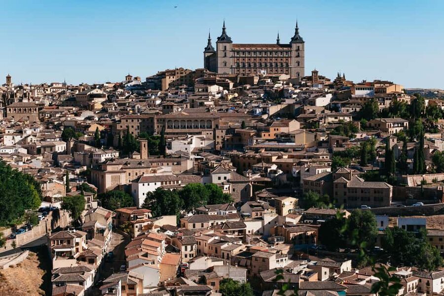 Madrid: Toledo & Segovia Full Day Guided Tour with Alcázar - Alcázar of Segovia: tickets included, and exploring at your own pace