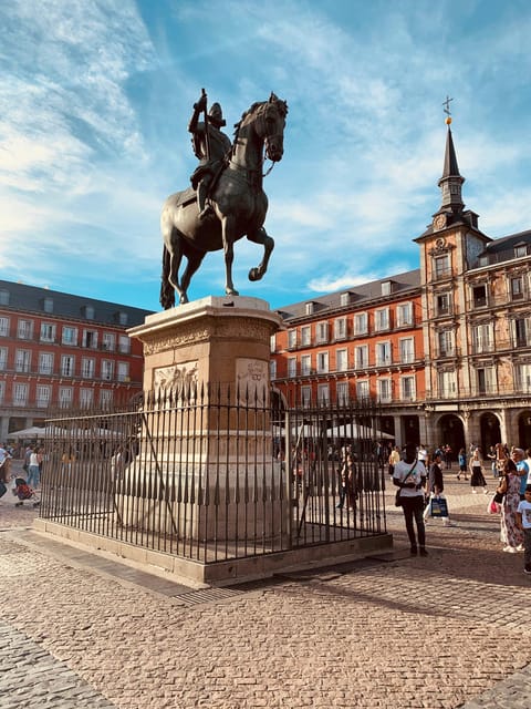 Madrid: Welcome to Madrid Guided Walking Tour in English - Key points worth knowing before you go