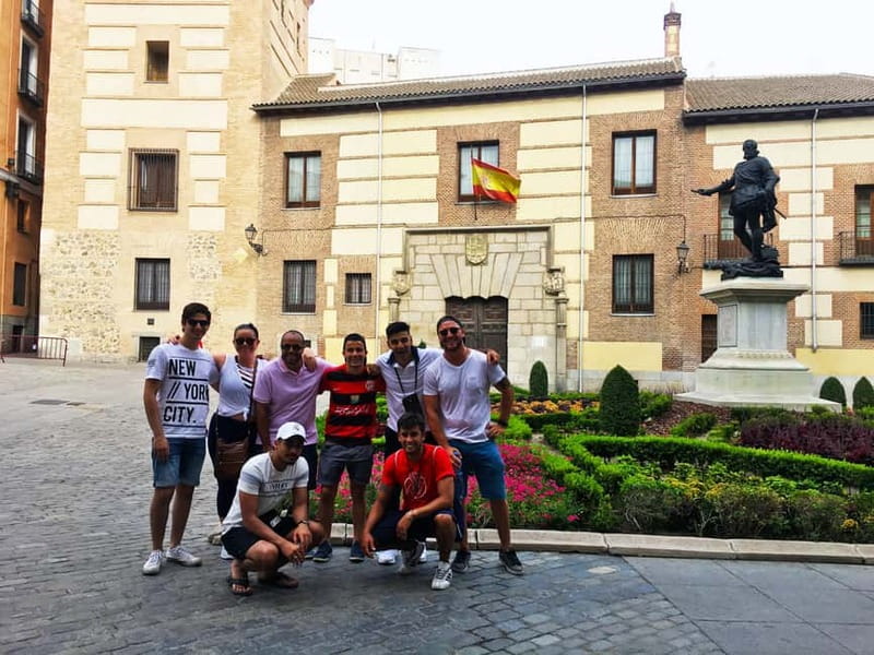 Mysteries & Tapas Tour in Madrid + Pub Crawl - Key Things I Think You’ll Care About